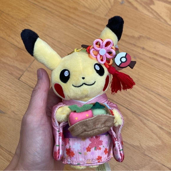 Pokemon Center Kyoto Pikachu Duo - Picture 2 of 7